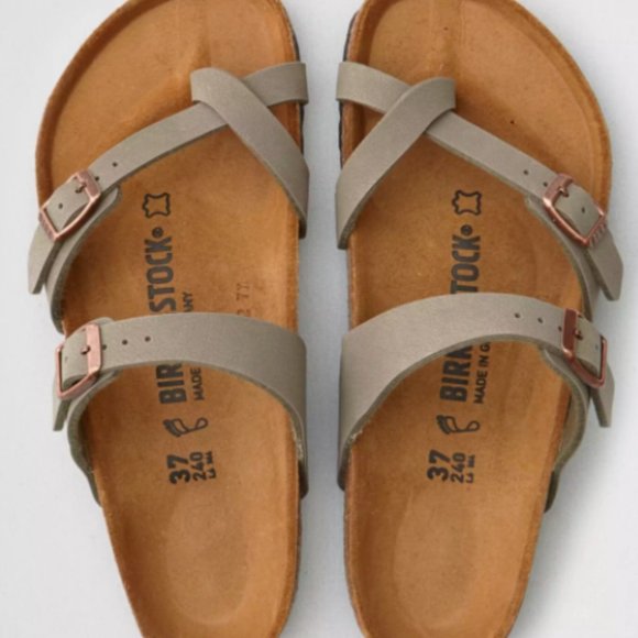 Birkenstock Shoes - Birkenstock Mayari sandals NWT